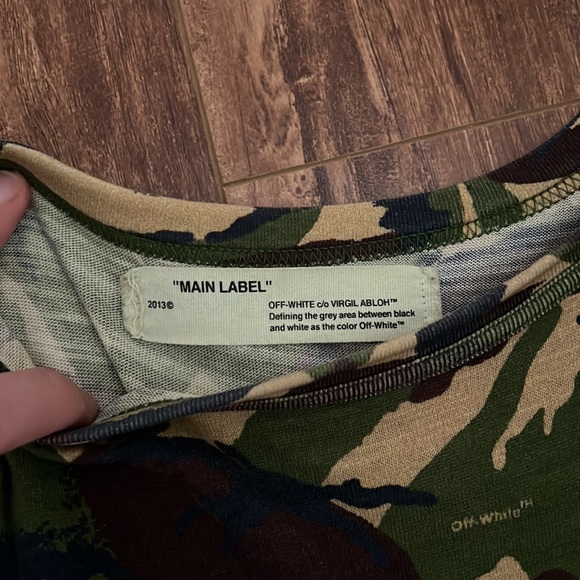 Off white “peace by design” - Picture 3 of 4